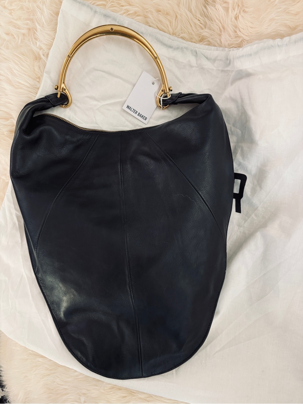 NWT Walter Baker Black Leather Hobo Bag with Gold Handle - Picture 3 of 6